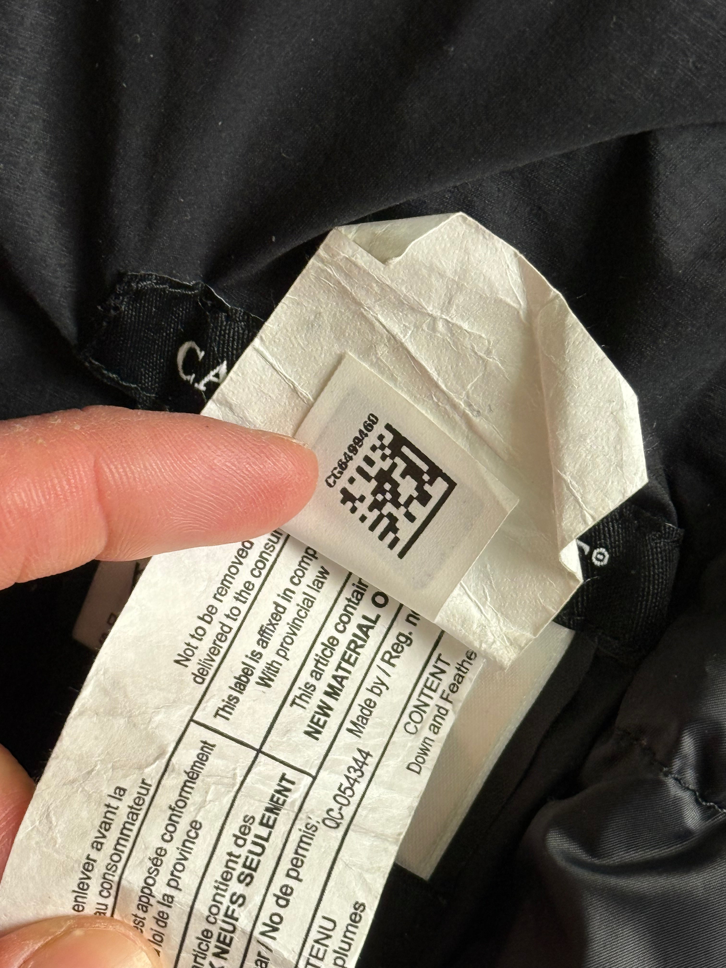 Canada Goose “ Lodge” Jacket Size L