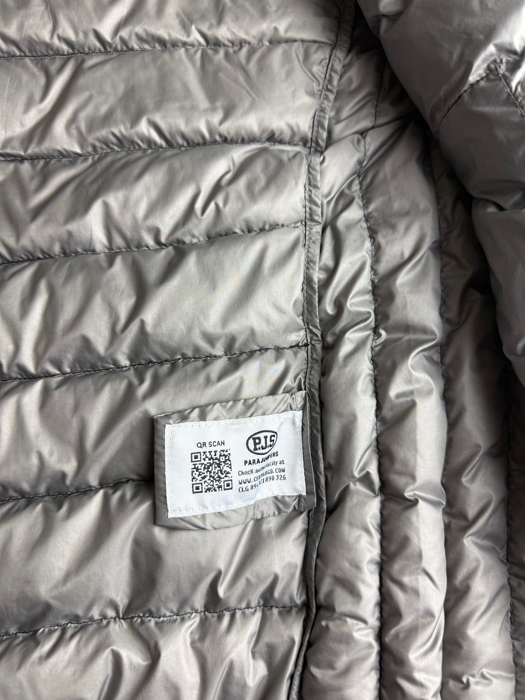Parajumpers “ugo” last minute donsjack hoody black - Size M